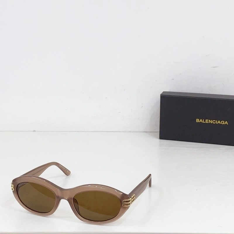 Balenciaga Sunglasses Casual 277026