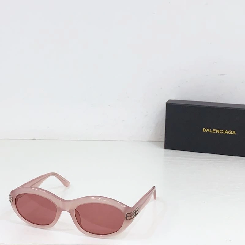 Balenciaga Sunglasses Casual 277026