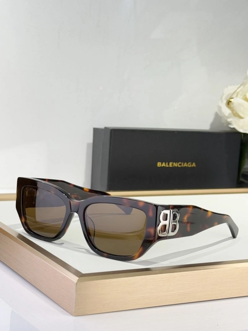 Balenciaga Sunglasses Effortless 277013