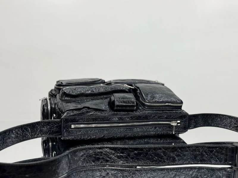 Balenciaga Superbusy Crossbody Messenger Bag - RelaxedFit 38244