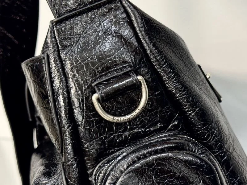Balenciaga Superbusy Crossbody Messenger Bag - RelaxedFit 38244
