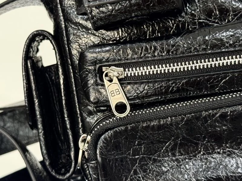 Stretchable Balenciaga Superbusy Vintage Camera Bag - Spring Summer 38246
