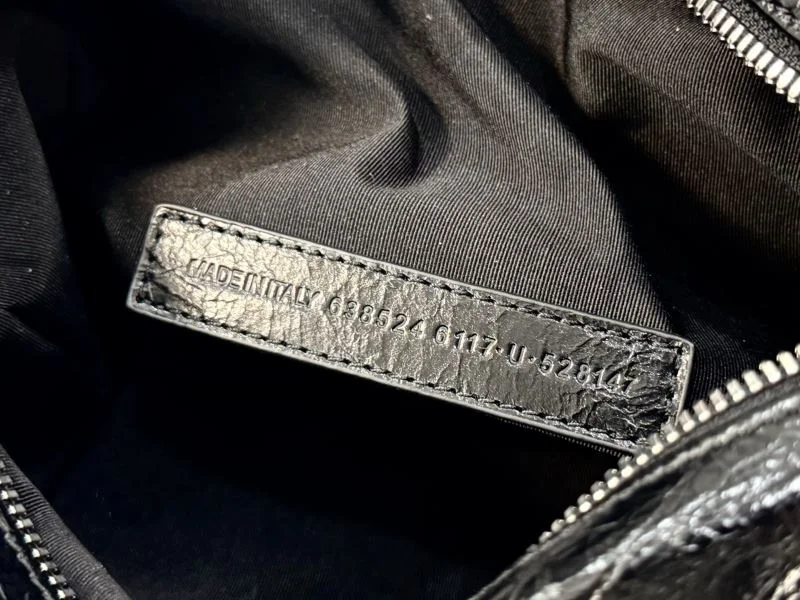 Stretchable Balenciaga Superbusy Vintage Camera Bag - Spring Summer 38246