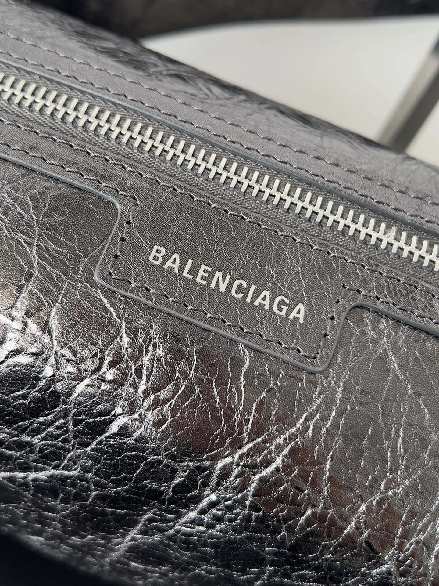 Balenciaga Superbusy Vintage Lambskin Shoulder Bag - Dark Punk Tote Lightweight 64711
