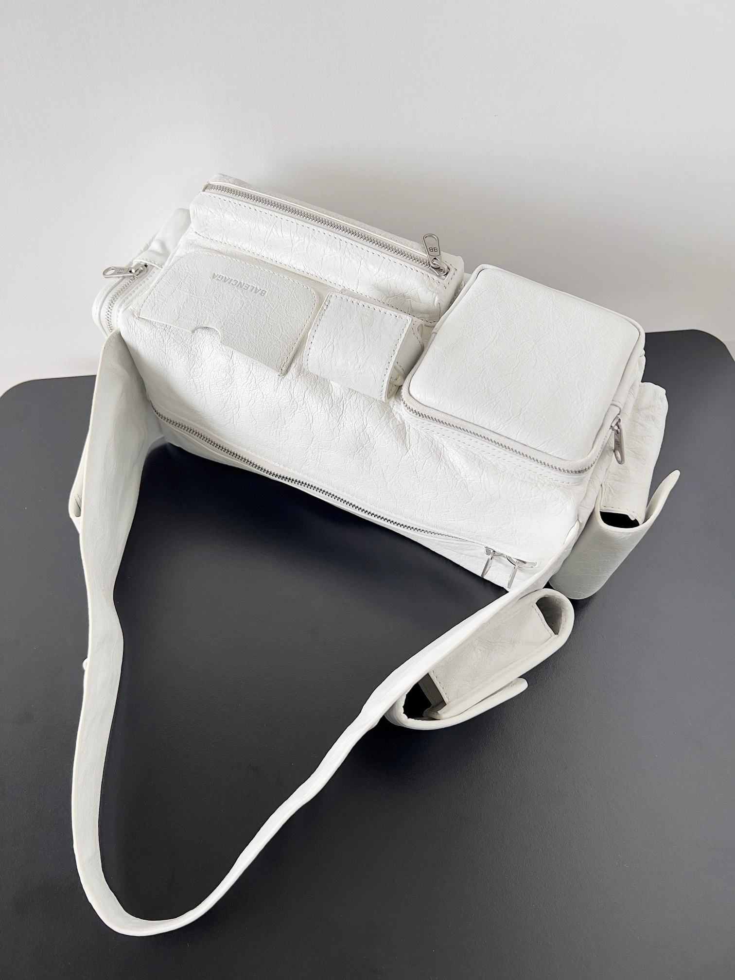 TechFriendly Balenciaga Superbusy Vintage Lambskin Shoulder Bag - Dark Punk Tote 64658