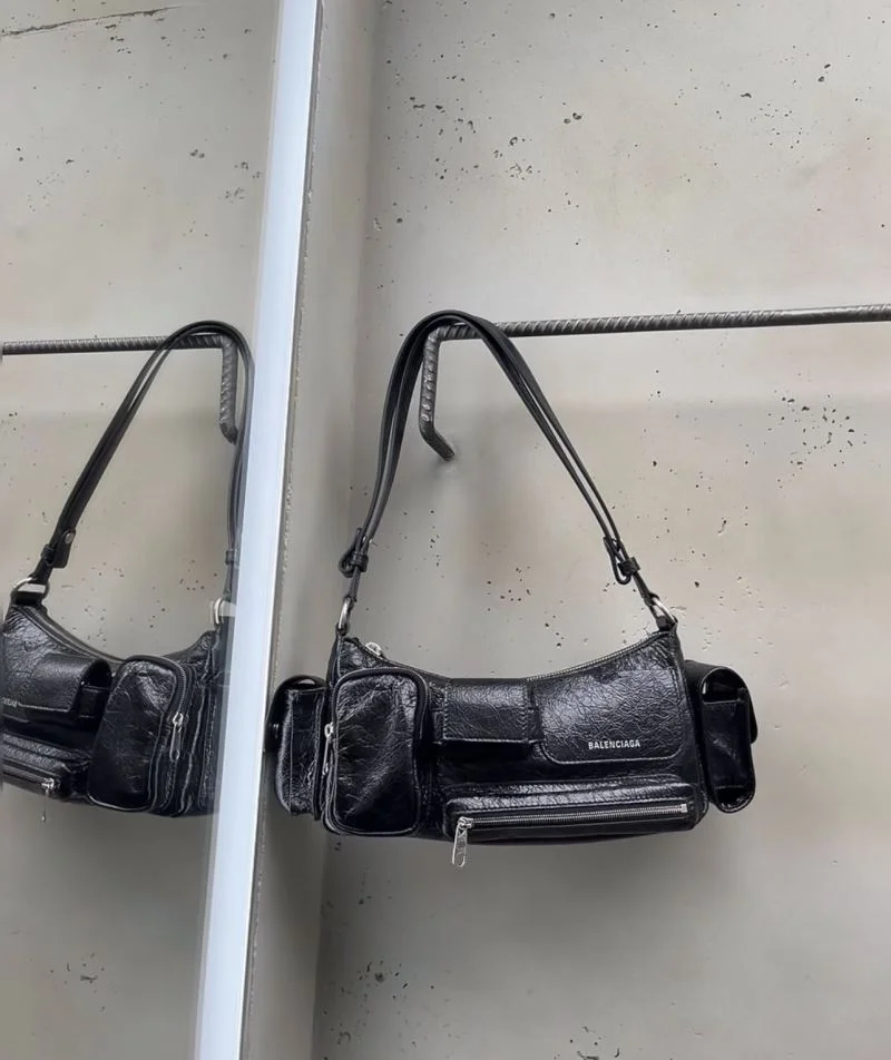 Balenciaga Superbusy Vintage Lambskin Shoulder Bag FastDry 38288