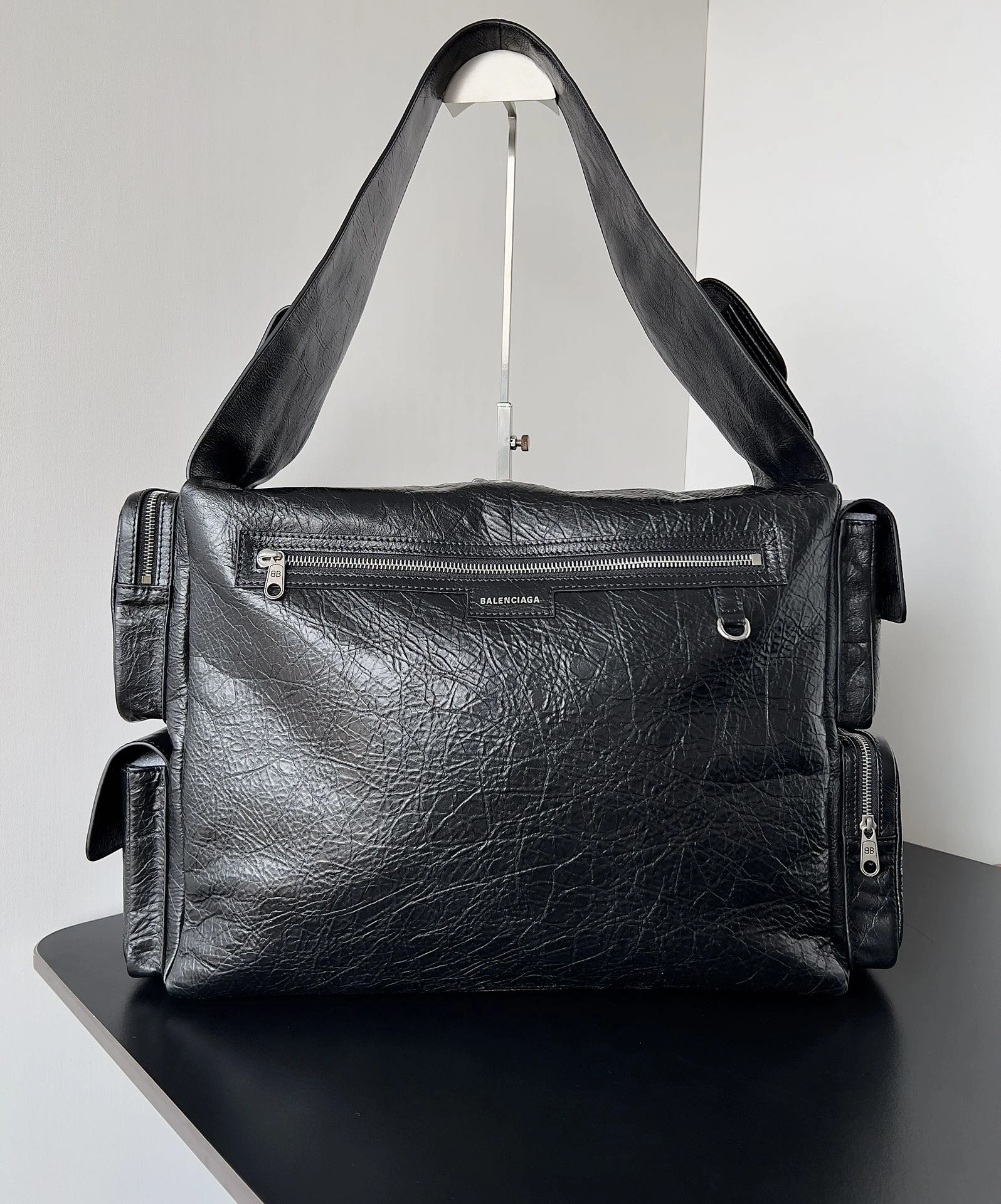 TechFriendly Balenciaga Superbusy Vintage Sheepskin Multifunctional Tote Bag 64670