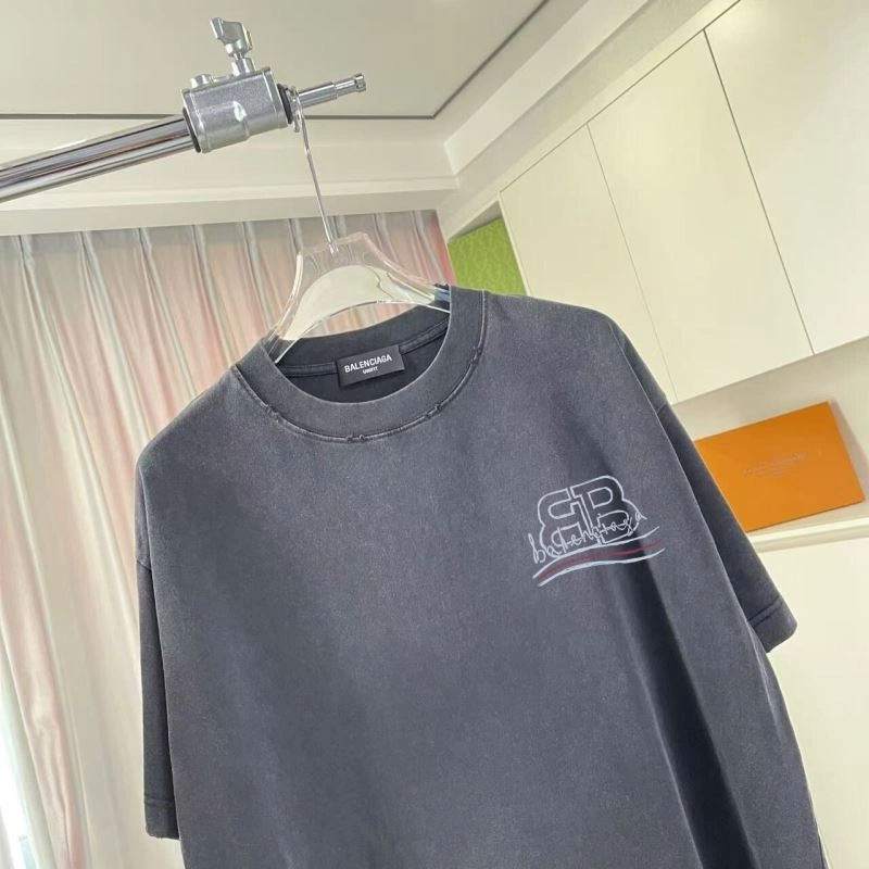 Comfortable Balenciaga T-Shirts 96581