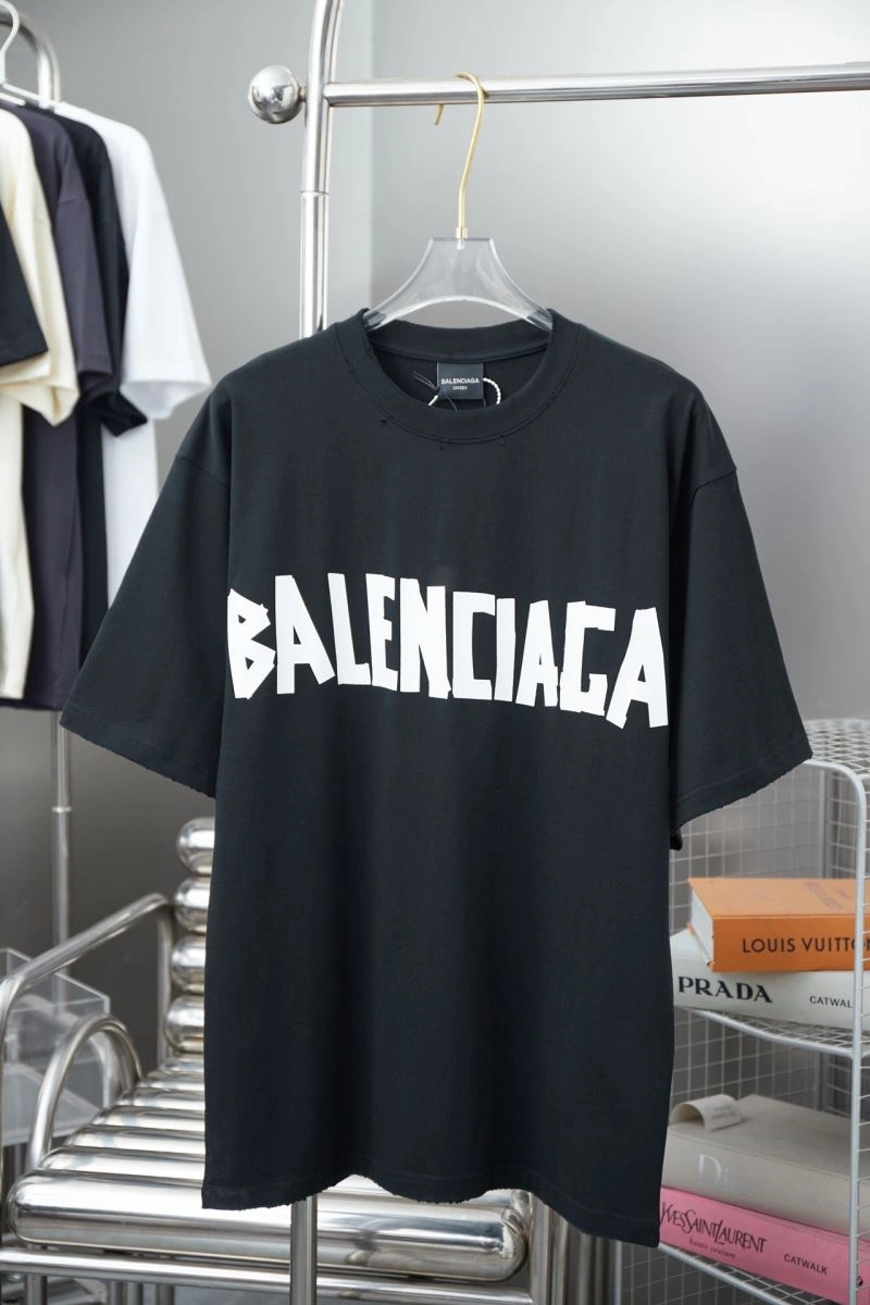 Contemporary Balenciaga T-Shirts 98570