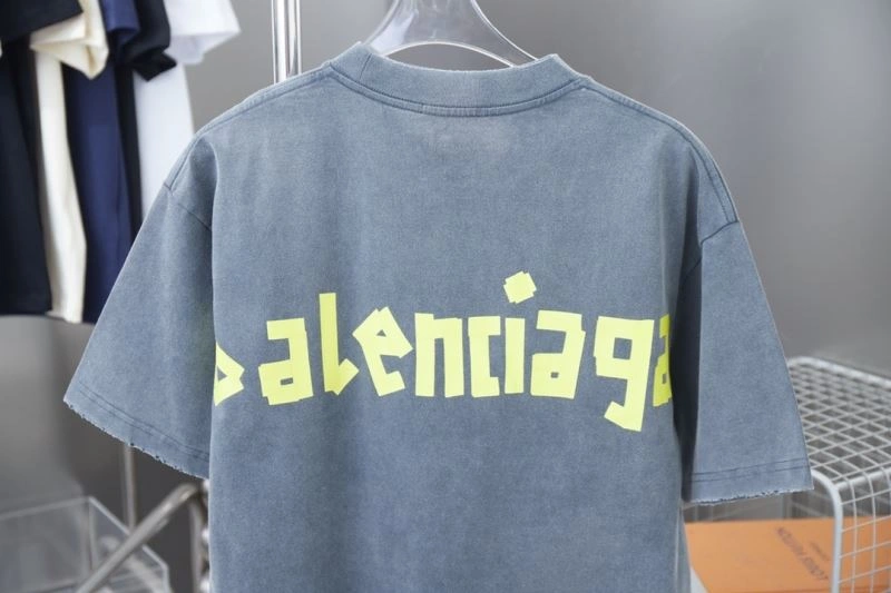 FlexibleFit Balenciaga T-Shirts 98564
