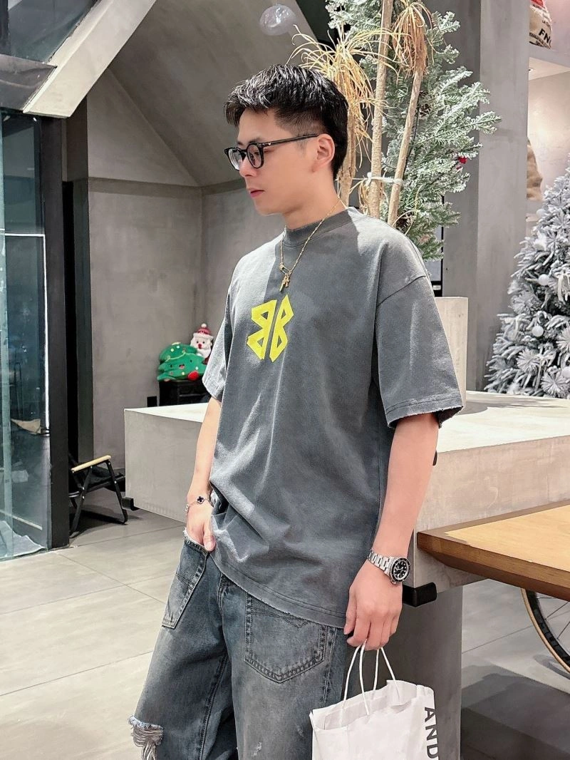 FlexibleFit Balenciaga T-Shirts 98564