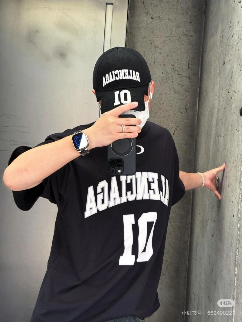 NewStyle Balenciaga T-Shirts 98588