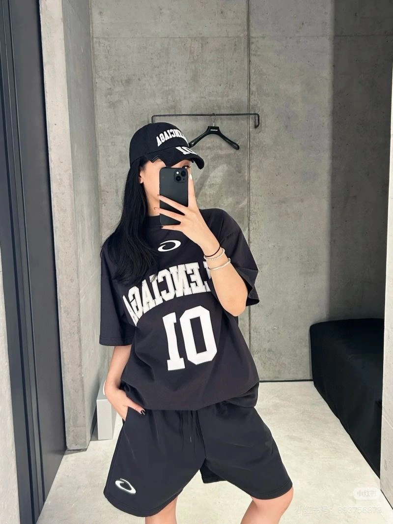 NewStyle Balenciaga T-Shirts 98588