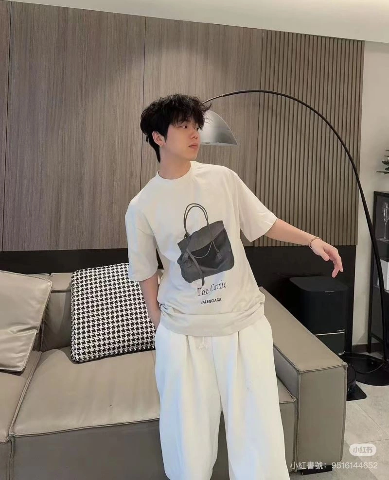 Balenciaga T-Shirts FashionForward 98538