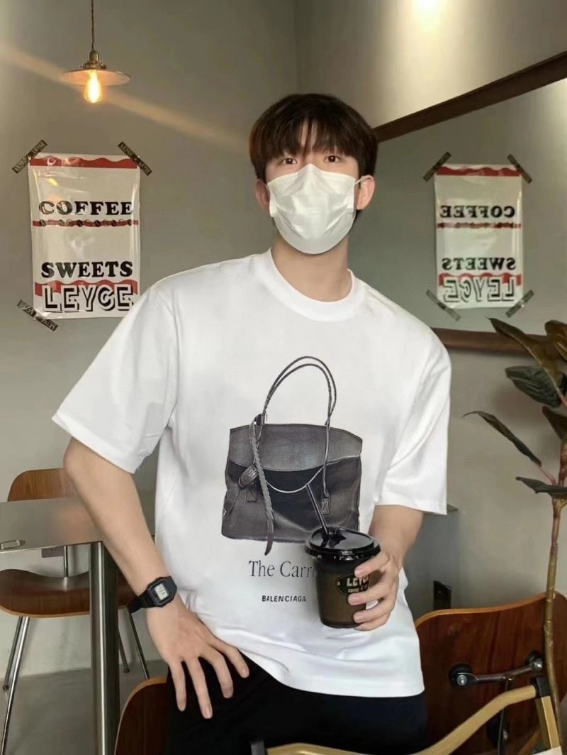 Balenciaga T-Shirts FashionForward 98538