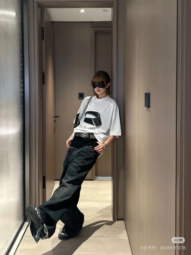 Cozy Balenciaga T-Shirts 98577