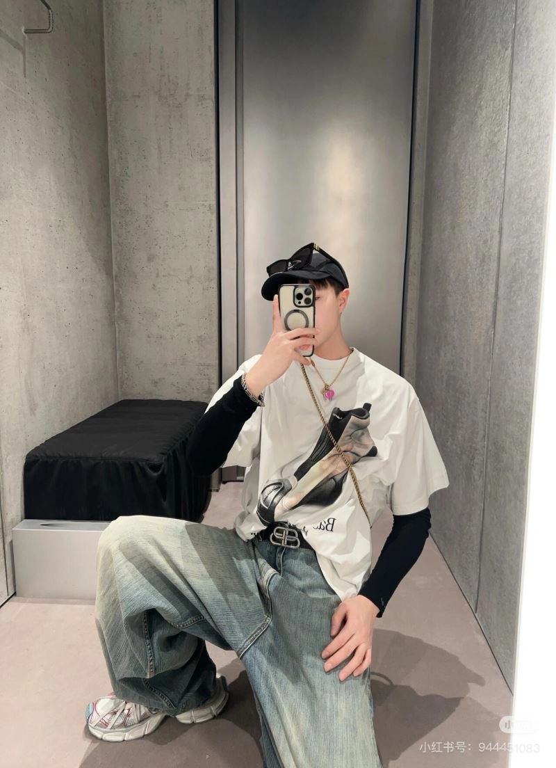 Classic Balenciaga T-Shirts 98562