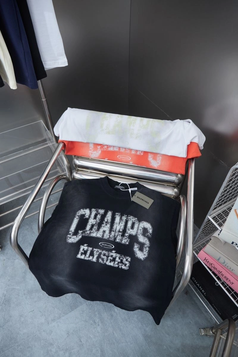 Balenciaga T-Shirts Lightweight 98548