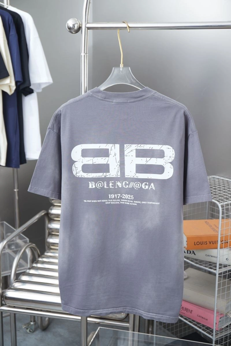 MultiPurpose Balenciaga T-Shirts 98510