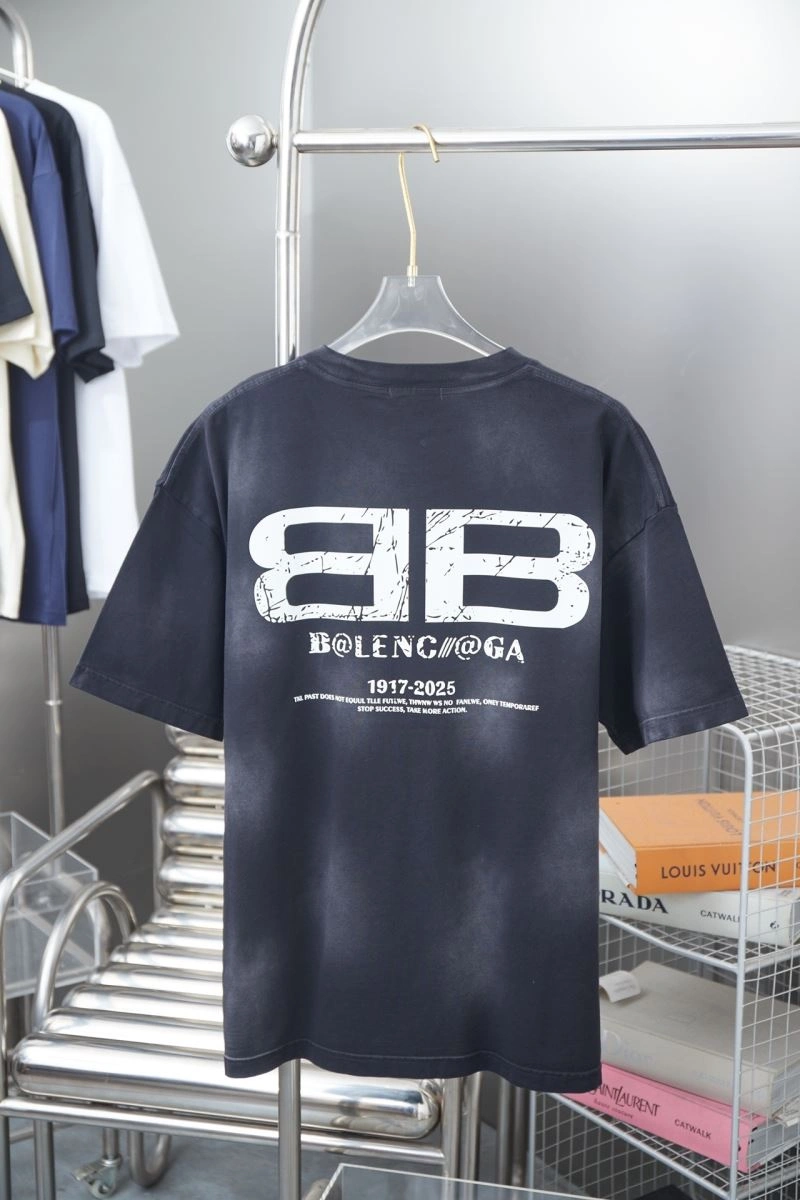WeatherProof Balenciaga T-Shirts 98507