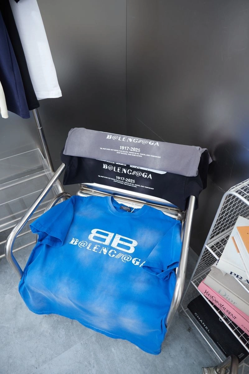 Efficient Balenciaga T-Shirts 98506