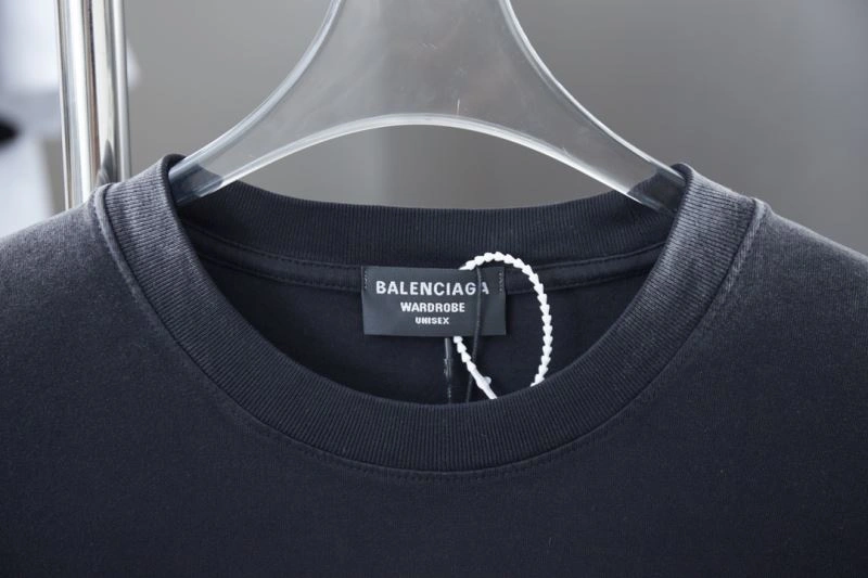 Unique Balenciaga T-Shirts 98508