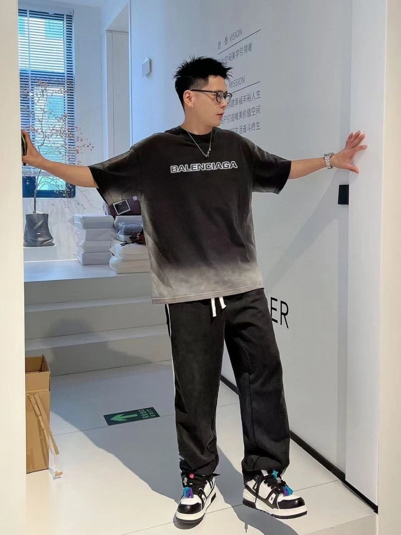 Unique Balenciaga T-Shirts 98508