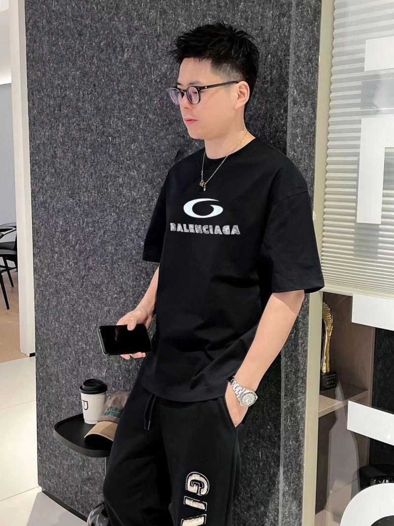 Balenciaga T-Shirts Durable 98503