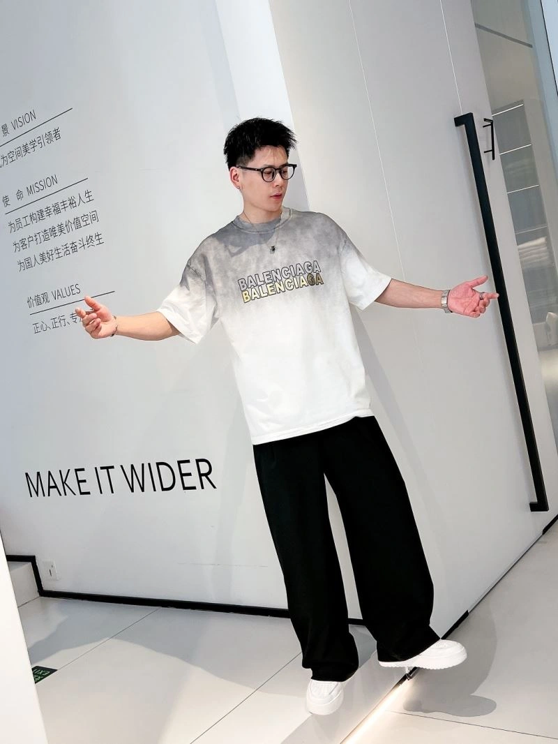 Balenciaga T-Shirts Affordable 98498