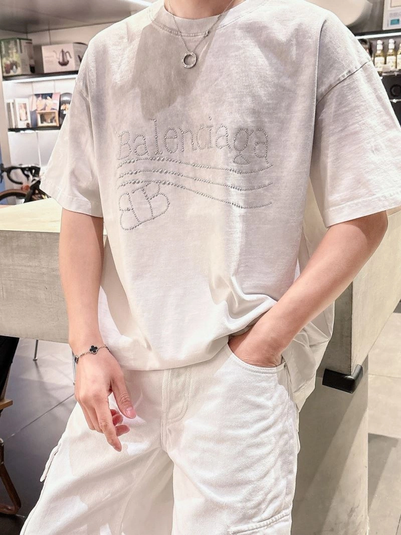 Supportive Balenciaga T-Shirts 98493