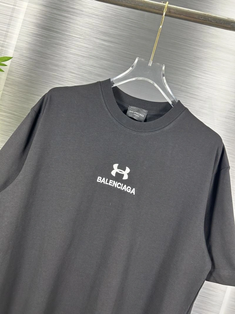 Balenciaga T-Shirts Comfortable 98477