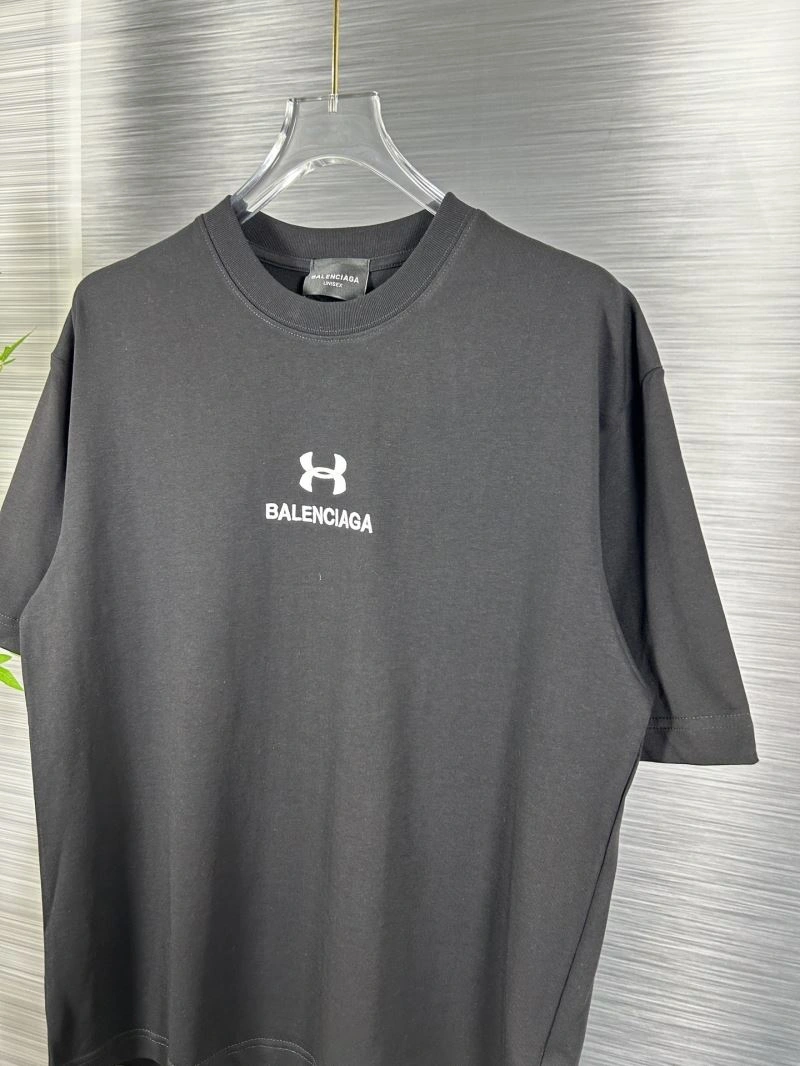 Balenciaga T-Shirts Comfortable 98477