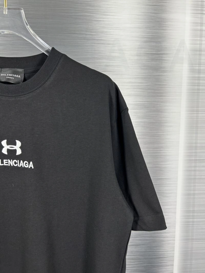 Balenciaga T-Shirts Comfortable 98477