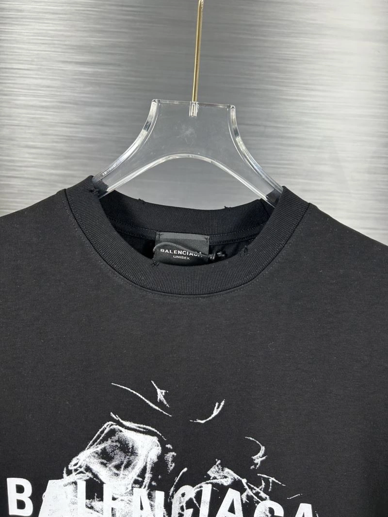 Flexible Balenciaga T-Shirts 98474