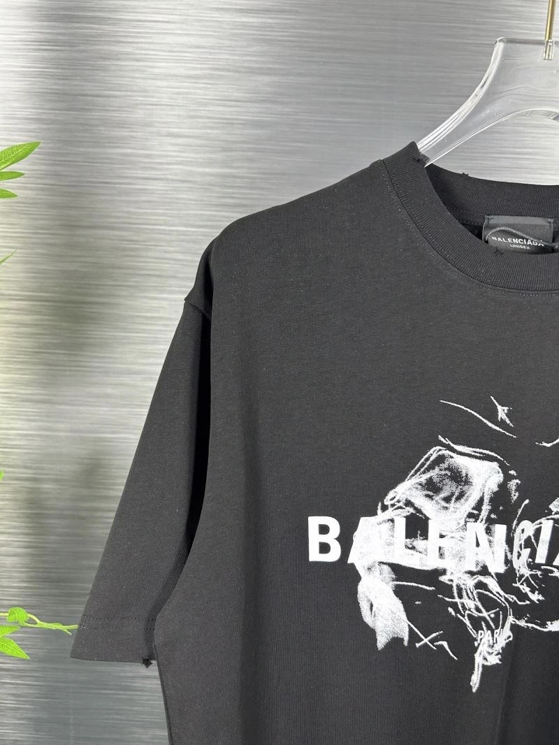 Flexible Balenciaga T-Shirts 98474