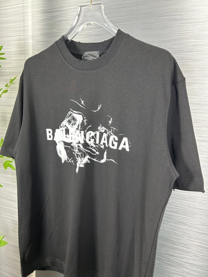 Flexible Balenciaga T-Shirts 98474