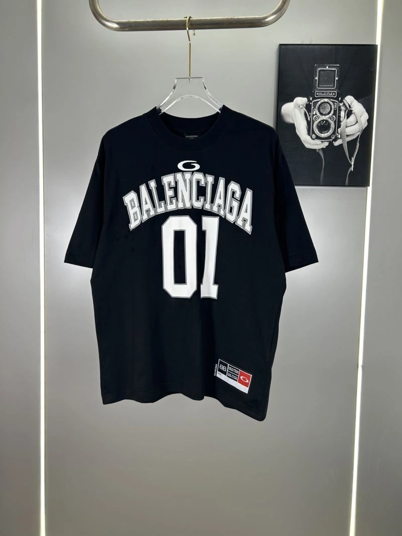 Casual Balenciaga T-Shirts 98411