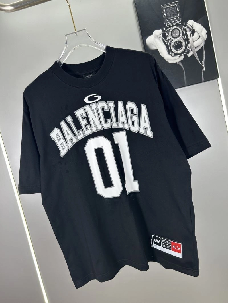 Casual Balenciaga T-Shirts 98411