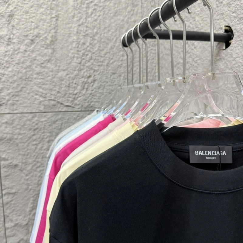 Balenciaga T-Shirts Durable 98444