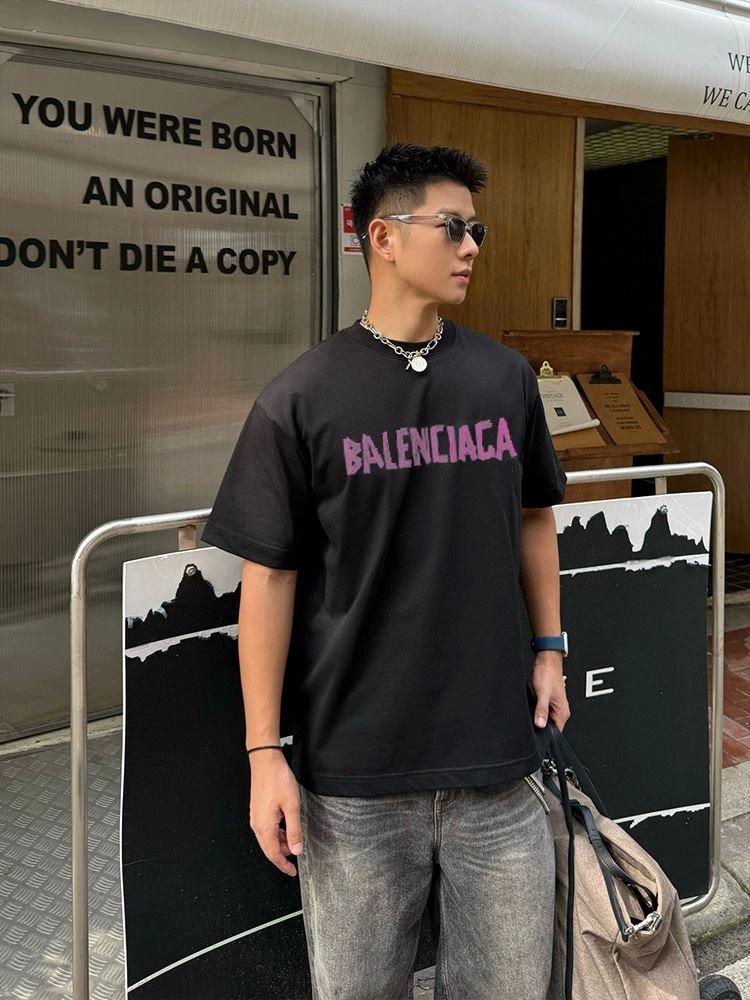 Balenciaga T-Shirts Durable 98444