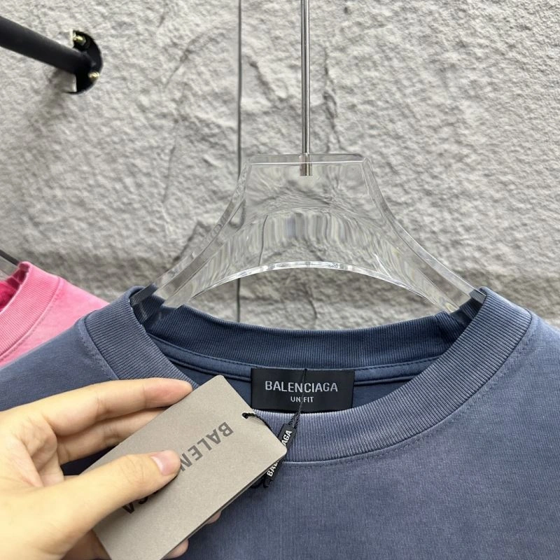 Attractive Balenciaga T-Shirts 98393