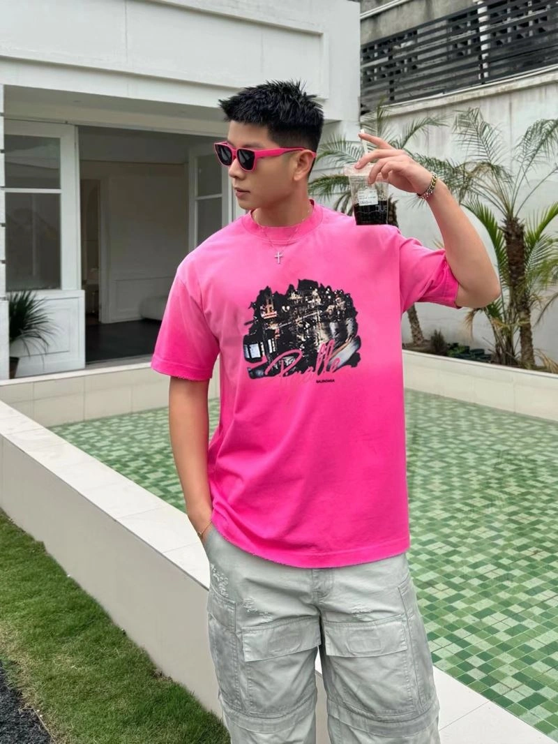 Cozy Balenciaga T-Shirts 98439