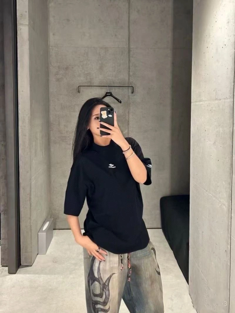 Balenciaga T-Shirts ComfortFit 98382