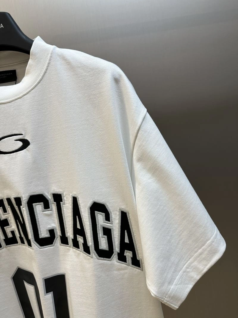 Functional Balenciaga T-Shirts 98376