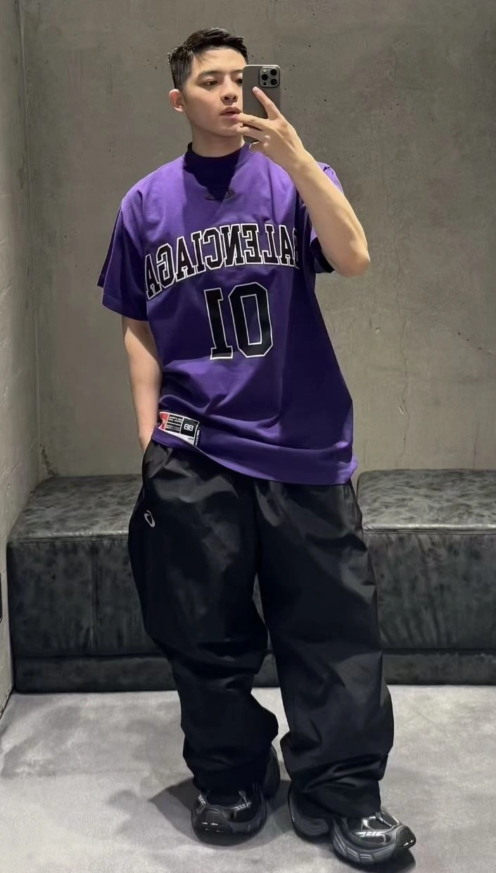 Functional Balenciaga T-Shirts 98376
