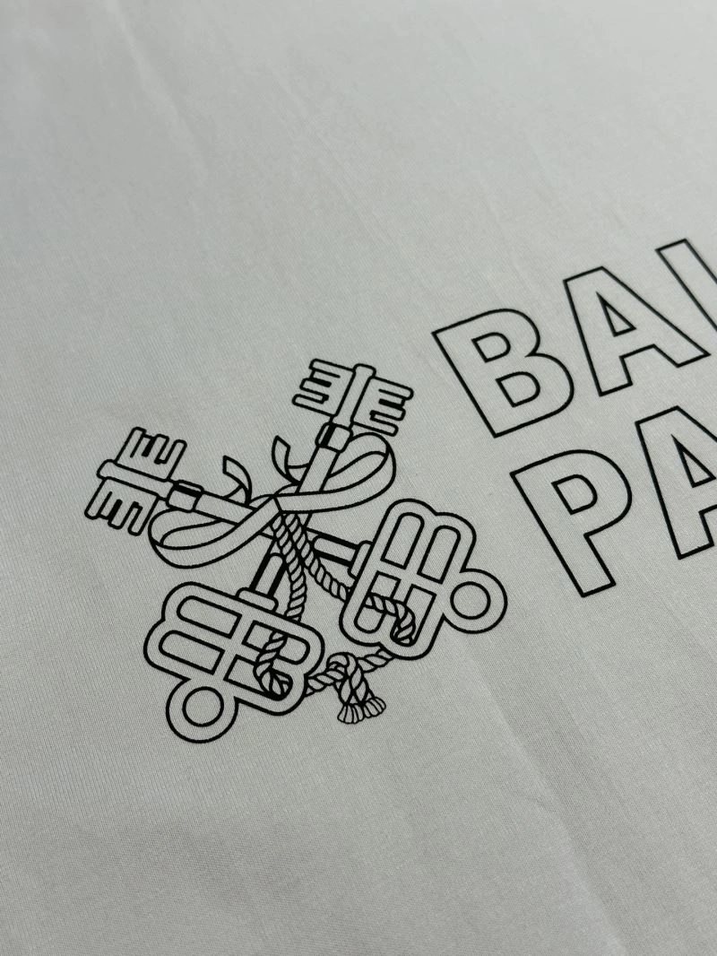 UrbanChic Balenciaga T-Shirts 98410