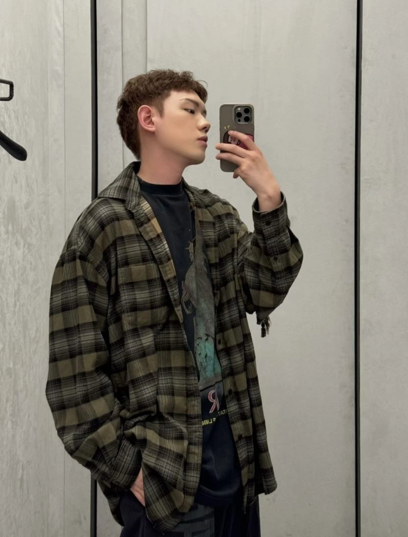 Trendy Balenciaga T-Shirts 98363