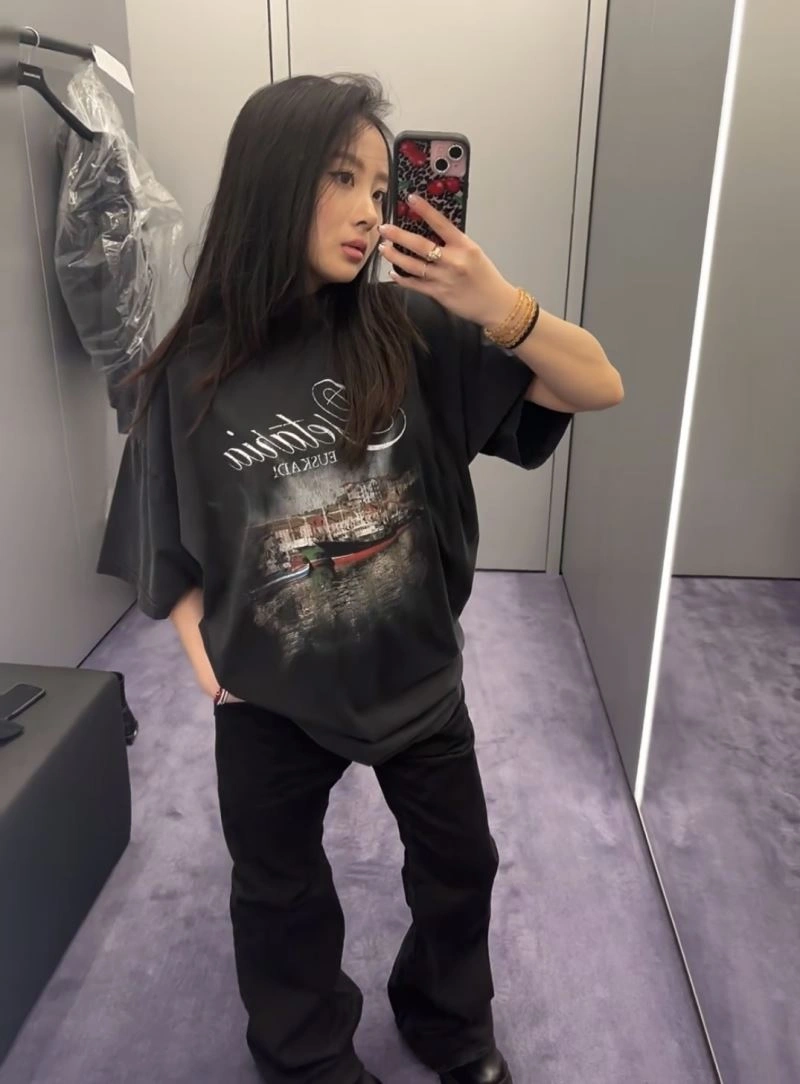 Balenciaga T-Shirts WeatherProof 98404