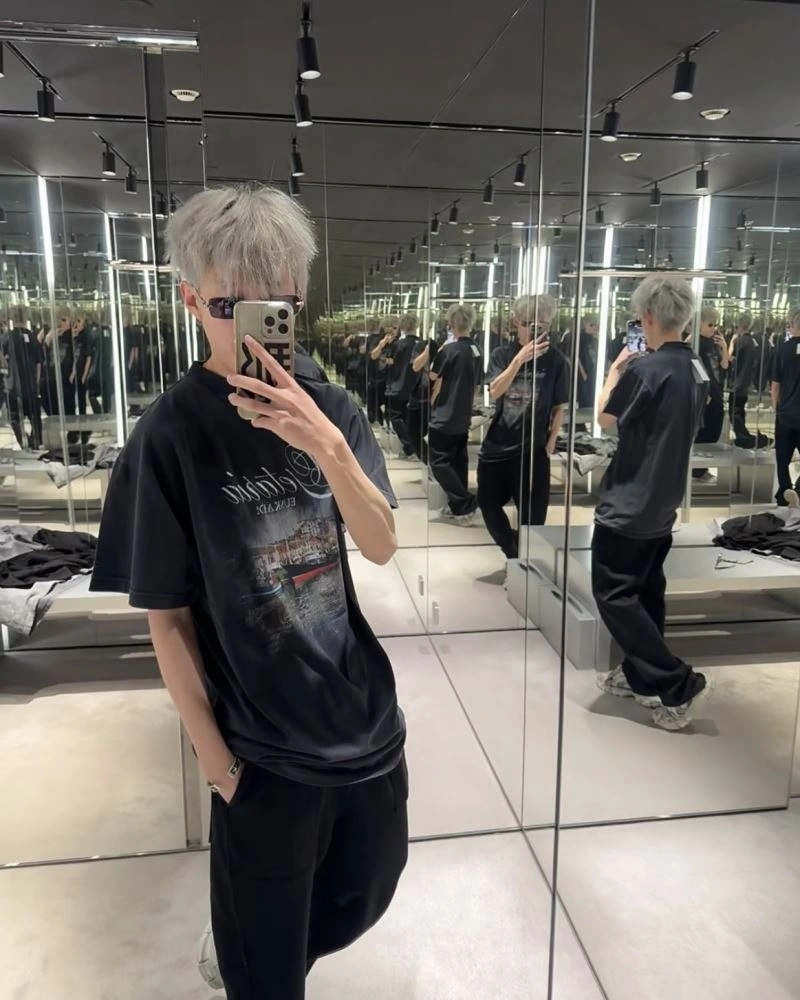 Balenciaga T-Shirts WeatherProof 98404
