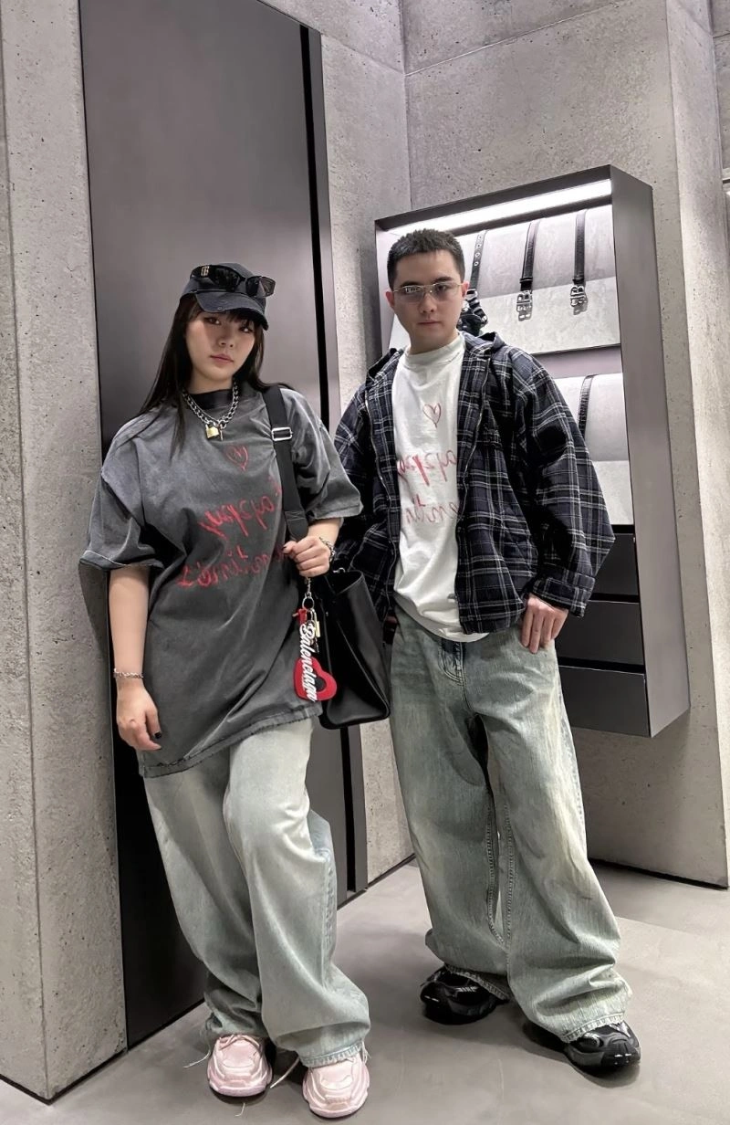 Sustainable Balenciaga T-Shirts 98361